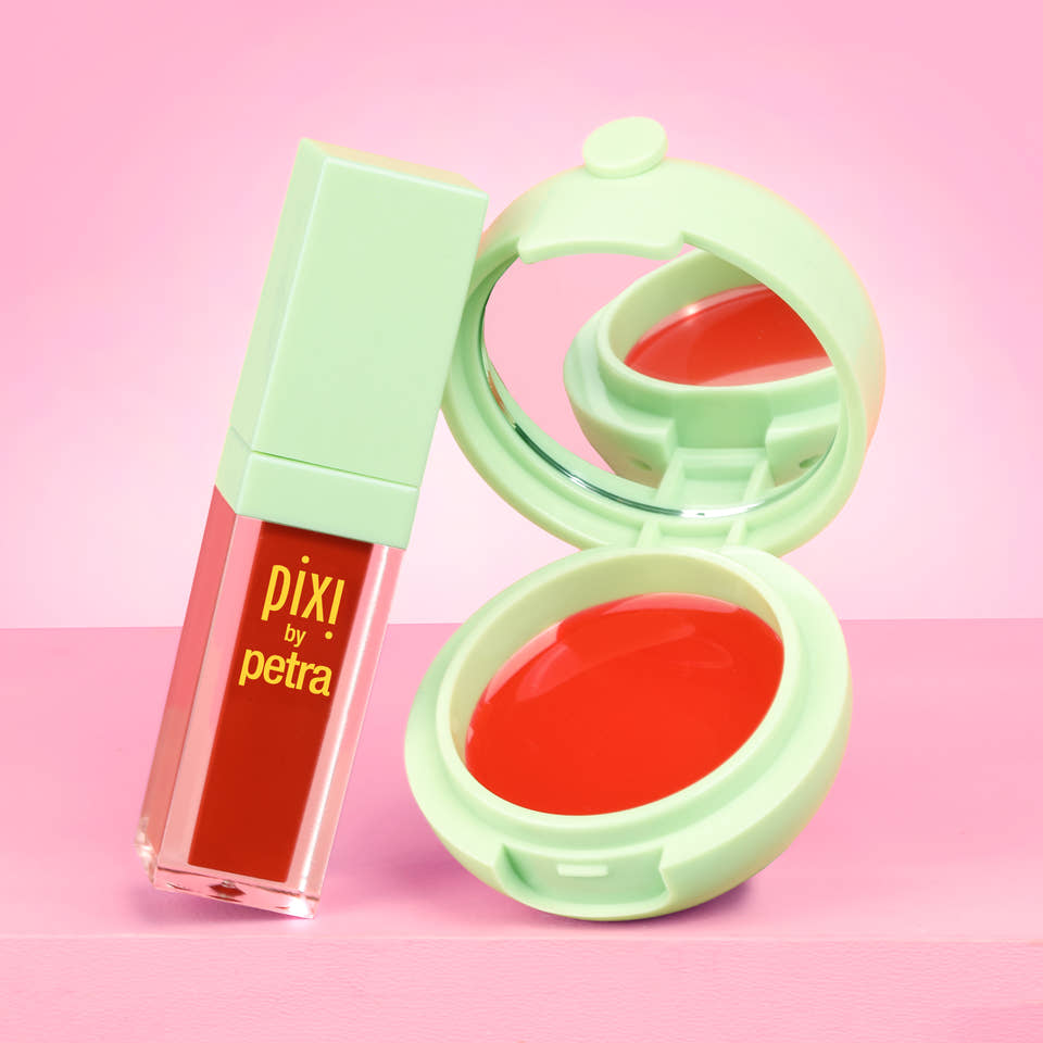 Date Night Duo featuring MatteLast Liquid Lip and LipMask on a pink background - View 1 view 1