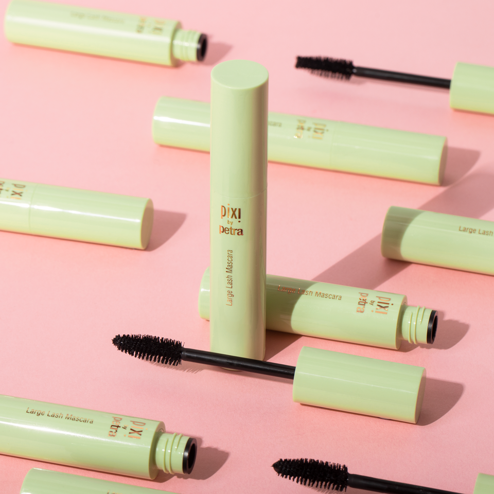 Pixi Large Lash Mascara oversized volumizing mascara brush and tube view 2